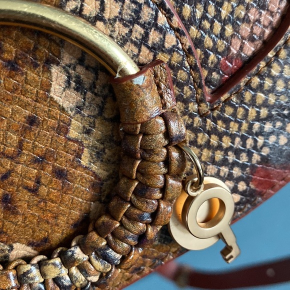 💕🐍 See by Chloe Hana Snakeskin-Print Leather Shoulder Bag - Picture 5 of 6